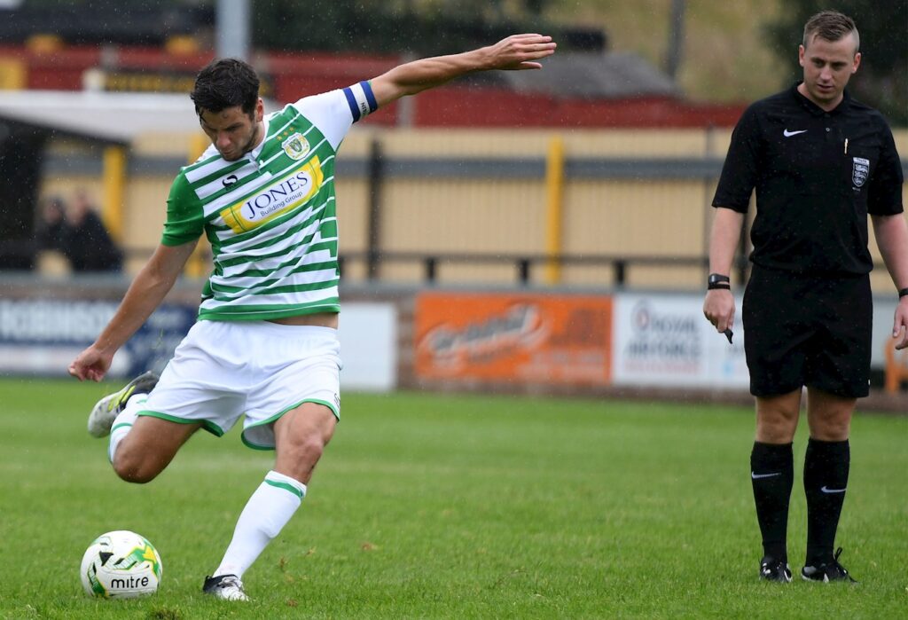 GALLERY | Tiverton Town 2-4 Yeovil Town