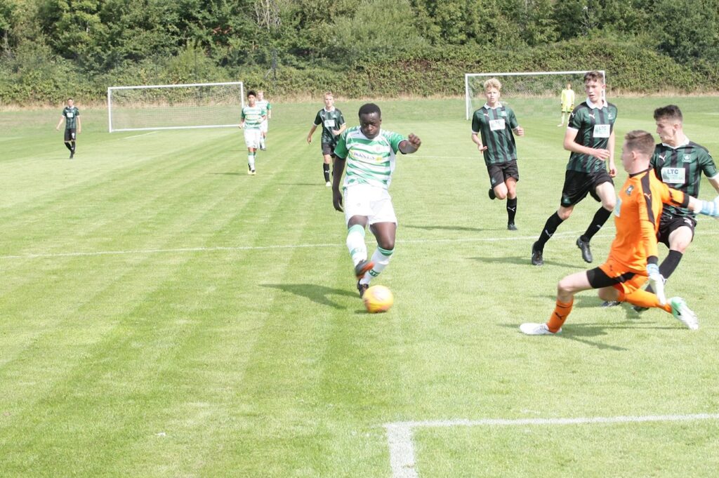 REPORT | Under-18s return to winning ways