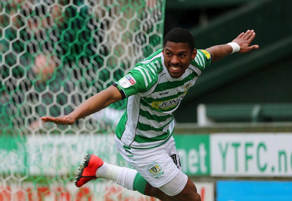 PREVIEW | Lincoln City v Yeovil Town