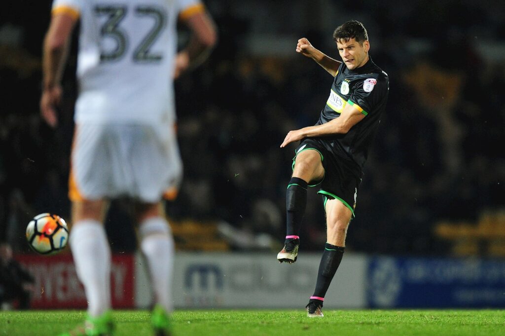 PREVIEW | Yeovil Town v AFC Wimbledon