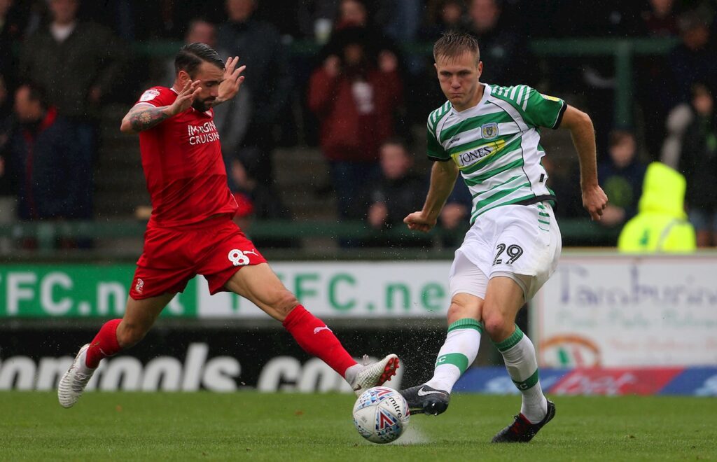 REPORT | Yeovil Town 0-3 Swindon Town