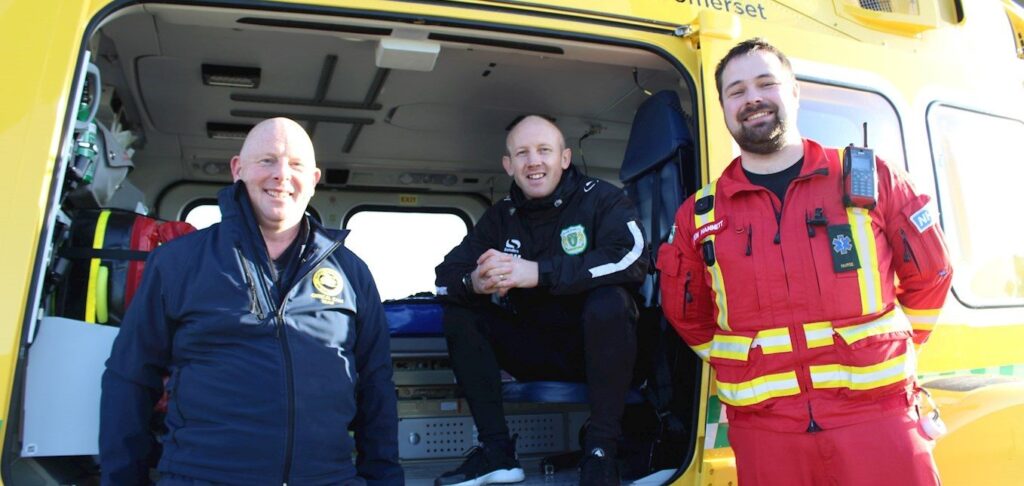 NEWS | Darren pays emotional visit to Dorset & Somerset Air Ambulance