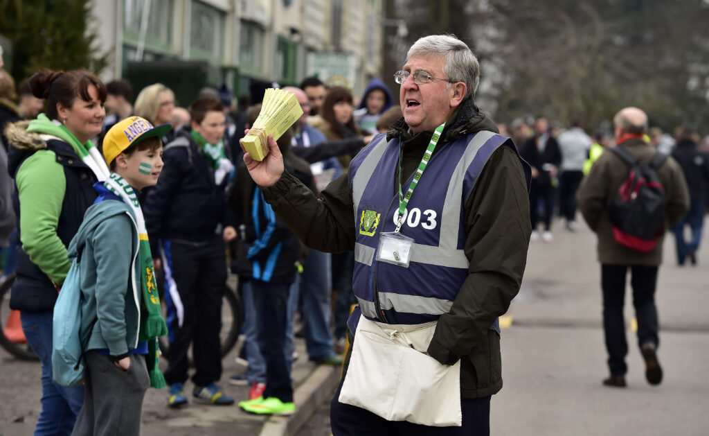 CLUB NEWS | Lottery ticket volunteers