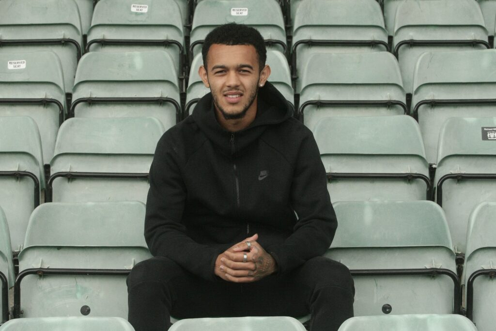 TRANSFER | Dion Pereira signs on a short-term loan deal
