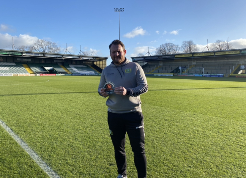 CLUB NEWS | Darren Sarll wins November’s manager of the month