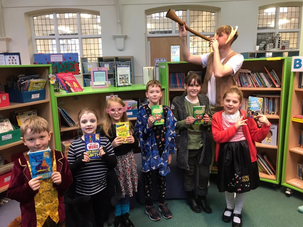 COMMUNITY | To celebrate World Book Day, Yeovil Town distribute 300 free books and vouchers to local primary schools