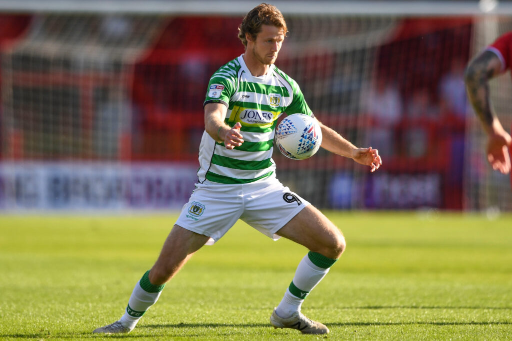 SIGNING | Yeovil reel in Fisher for second spell