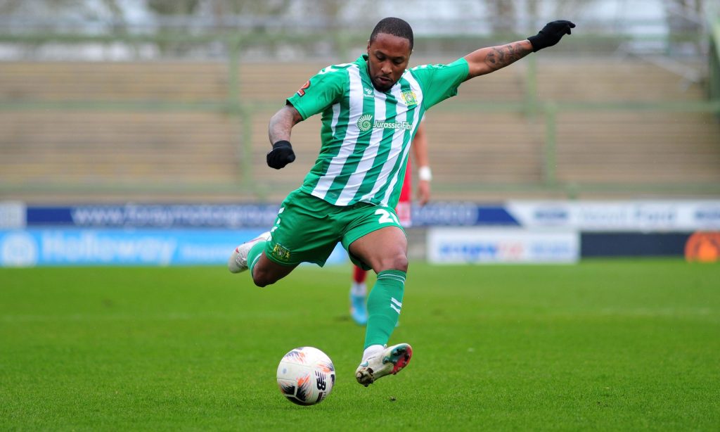 CLUB NEWS | Callum Harriott departs Huish Park