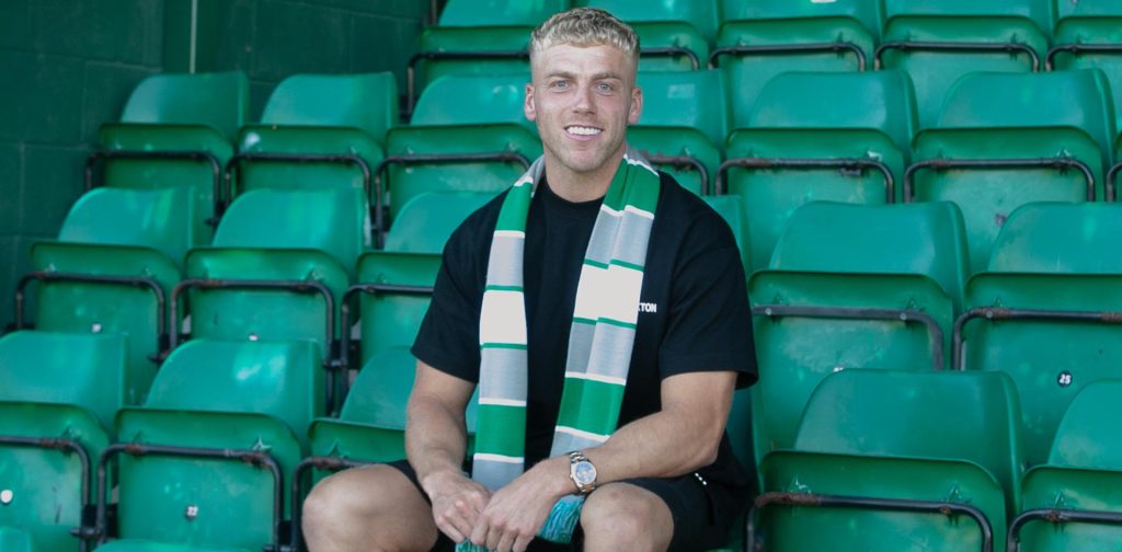 SIGNING | Defender Jake Wannell signs for Yeovil Town