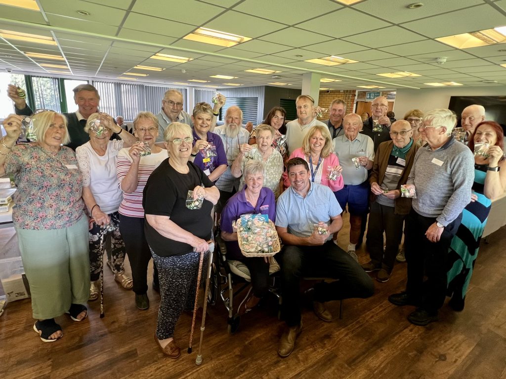 COMMUNITY | Gift for Dementia Cafe Members