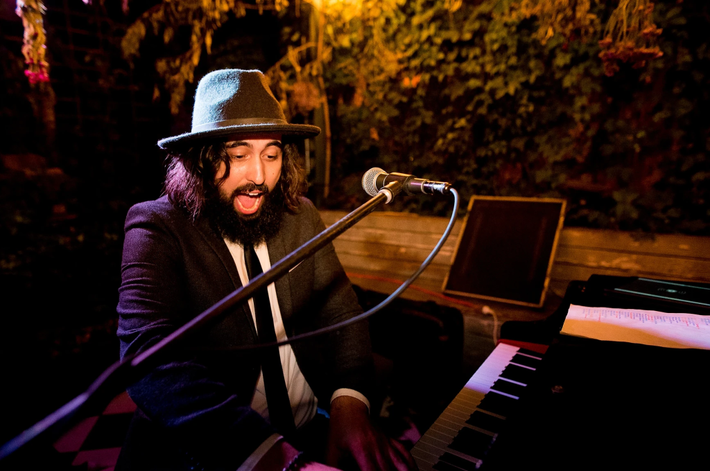 CLUB NEWS | Greg Agar to play on the Ciderspace Stage