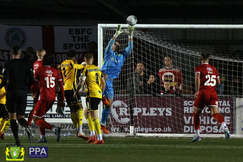 MATCH REPORT | Eastbourne Borough 0-1 Yeovil Town