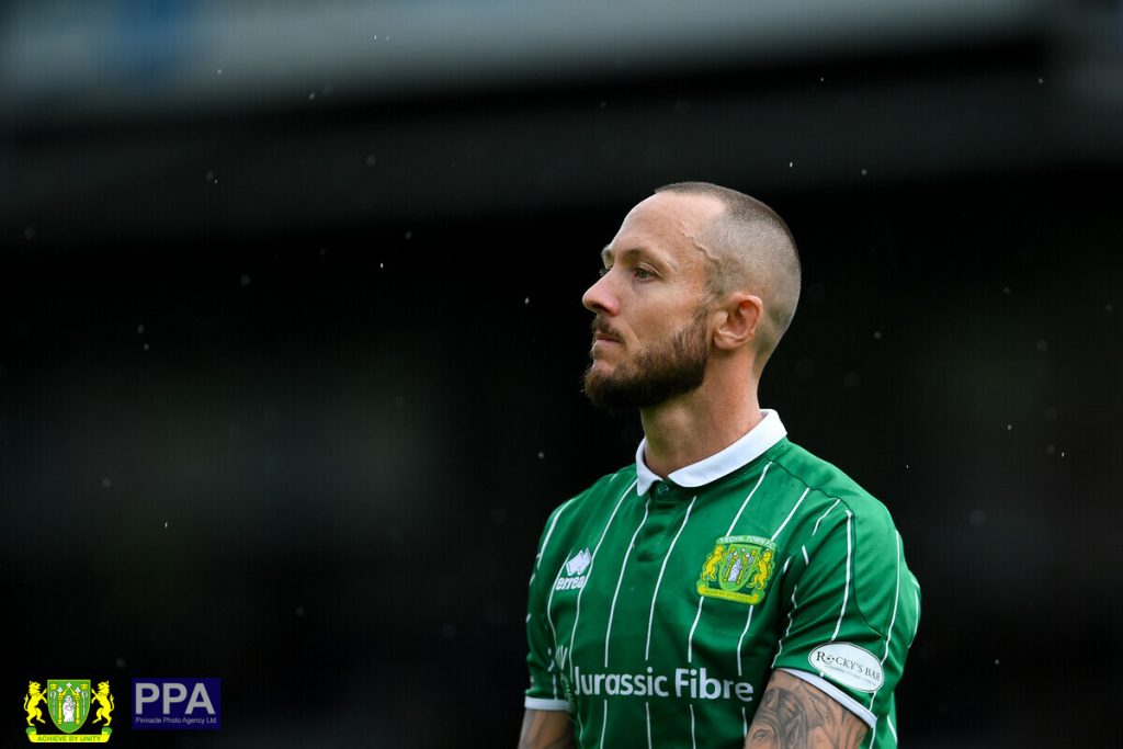 PLAYER NEWS | Rhys Murphy departs The Glovers